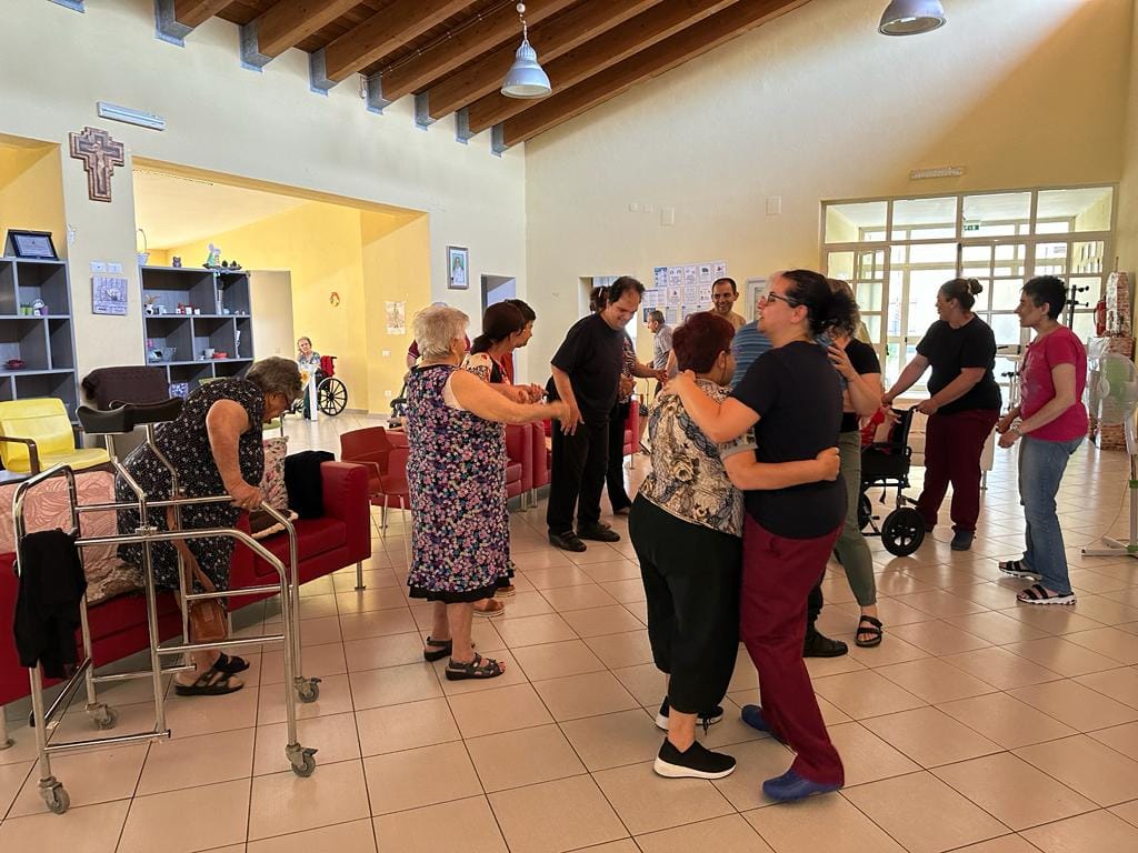 Ospiti durante un'attività di gruppo